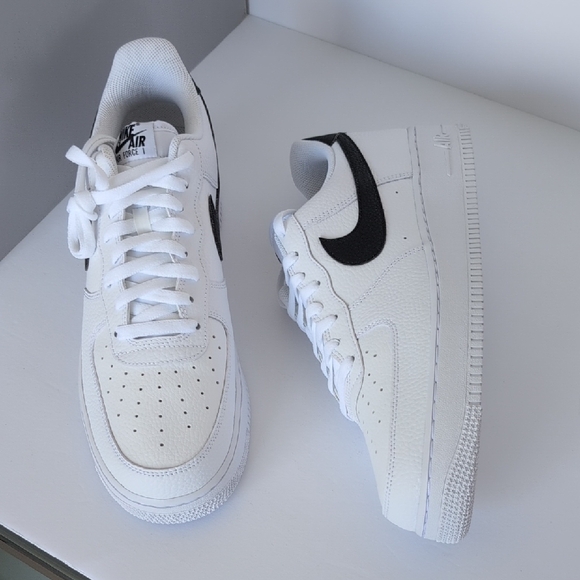 Air Force 1 Nike White & Black US 13M - Picture 5 of 10